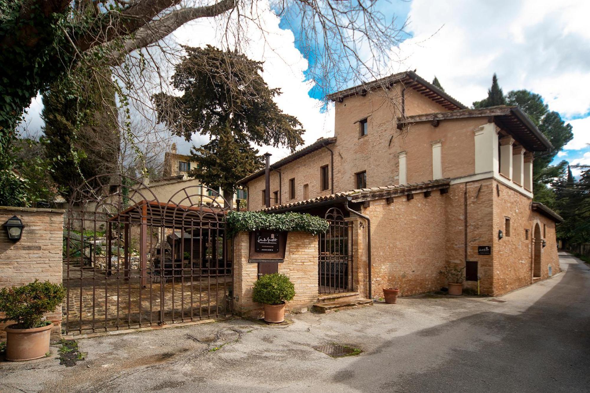 Villa La Maesta Antica Dimora Di Campagna Foligno Exterior foto