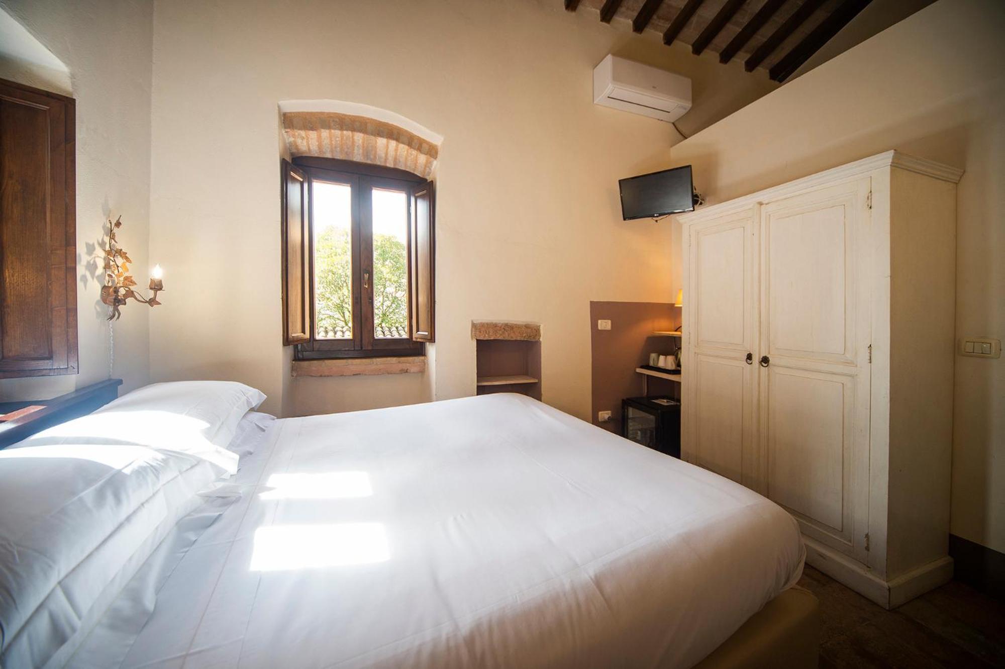 Villa La Maesta Antica Dimora Di Campagna Foligno Habitación foto